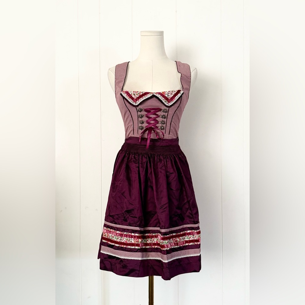 Ludwig & Therese Traditional German Dirndl Dress Purple Pink Size US XXS Klein